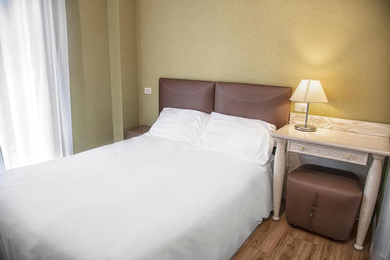 Villa Adriatica Ambienthotels Rimini Dış mekan fotoğraf