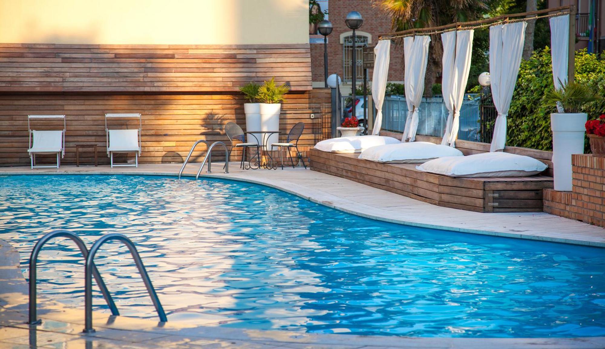 Villa Adriatica Ambienthotels Rimini Dış mekan fotoğraf